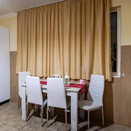 Apartmentdanny *